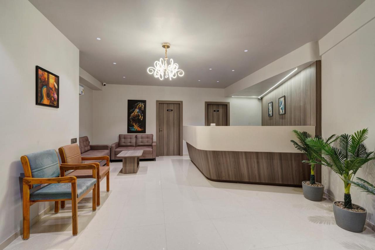Hotel Sparsh Divine Ahmedabad Exterior photo